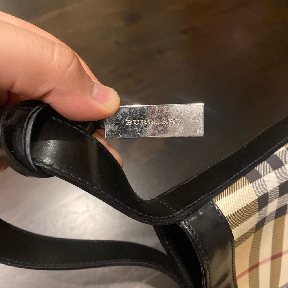 Burrberry Plaid Bag - Picture 7 of 9
